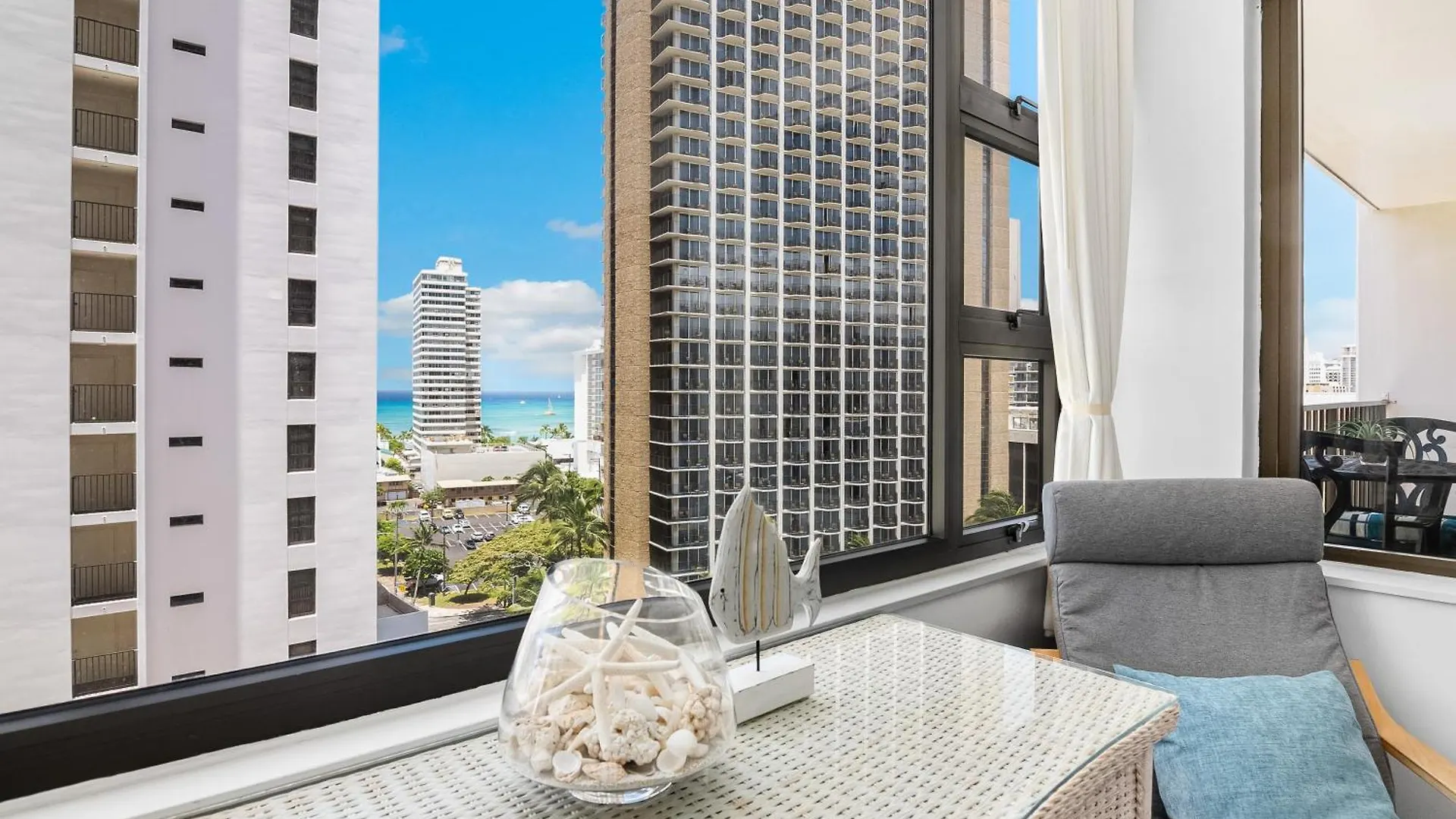 Waikiki Beach Ocean View King Bed & Free Parking Honolulu 0*,