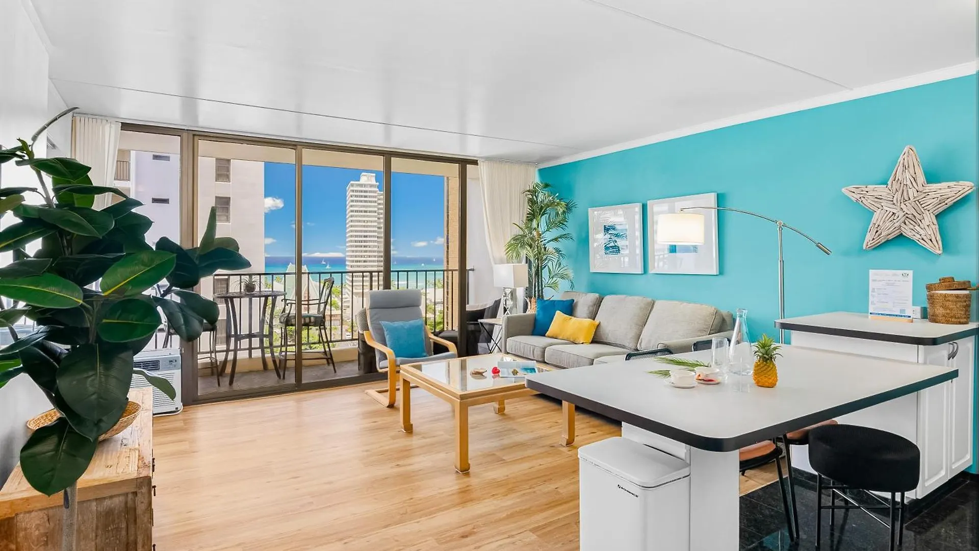 Waikiki Beach Ocean View King Bed & Free Parking contacts
